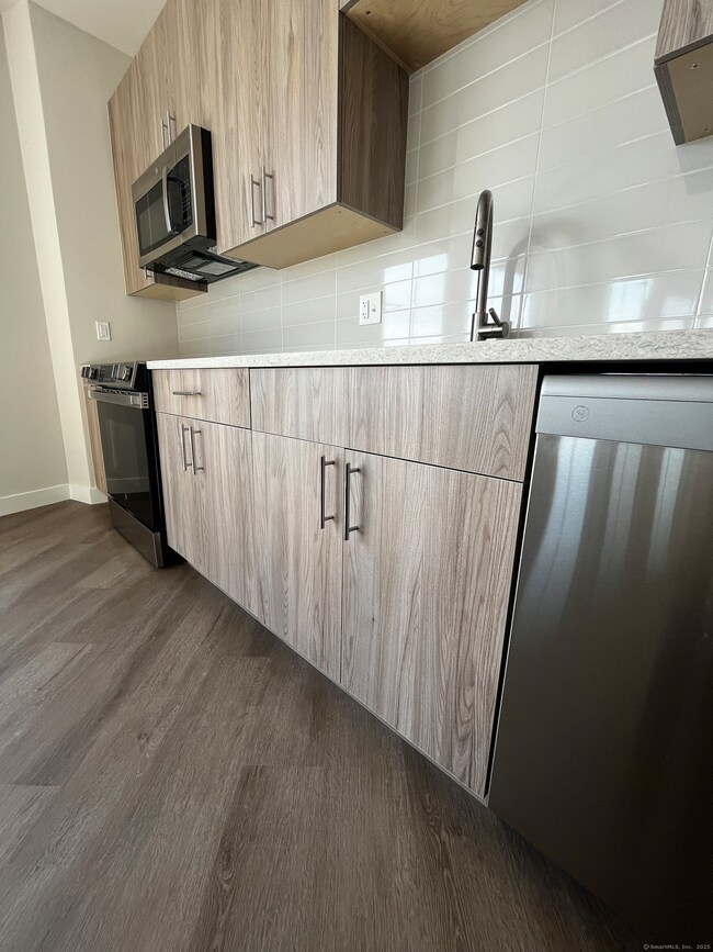 467 West Ave unit 4011, Norwalk, CT 06850 - photo 4