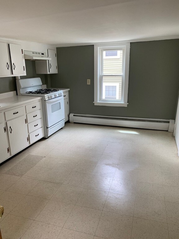 127 Bridge St unit 2R, Salem, MA 01970 - photo 4