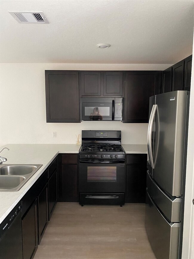 26907 Winward Creek Trail, Katy, TX 77493 - photo 3