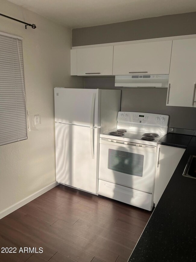 1211 W University Dr unit 5, Tempe, AZ 85281 - photo 5