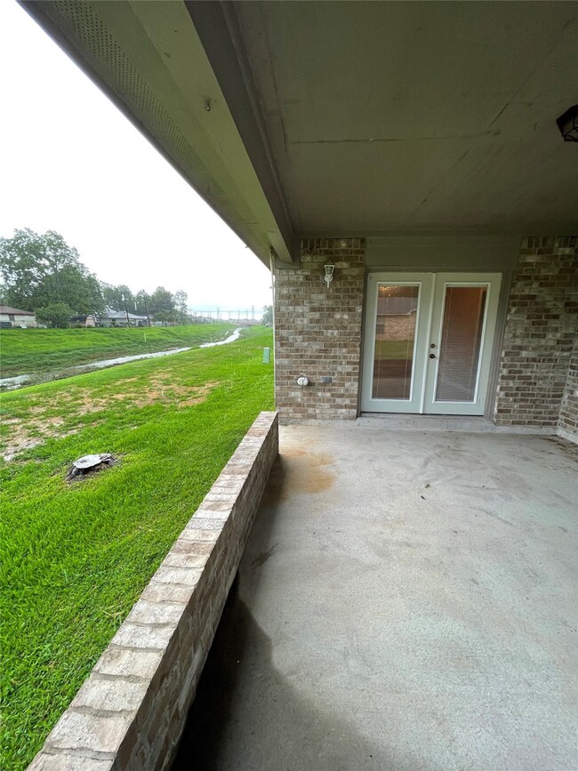 2213 Par Ln, Richmond, TX 77469 - photo 2