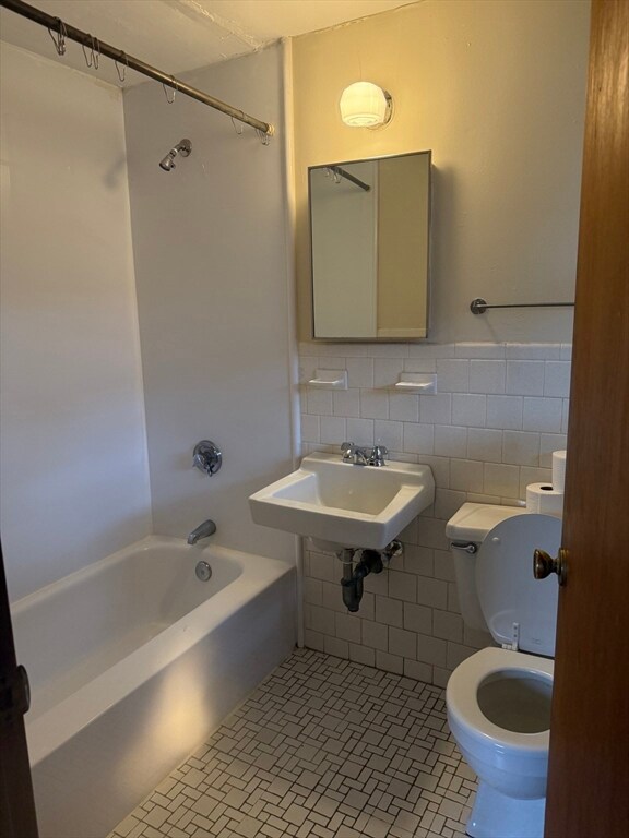 745 Sea St unit 2, Quincy, MA 02169 - photo 4