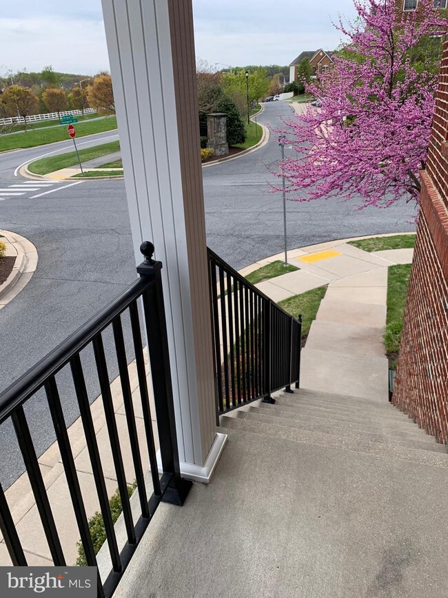 22101 Havenworth Ln, Clarksburg, MD 20871 - photo 2