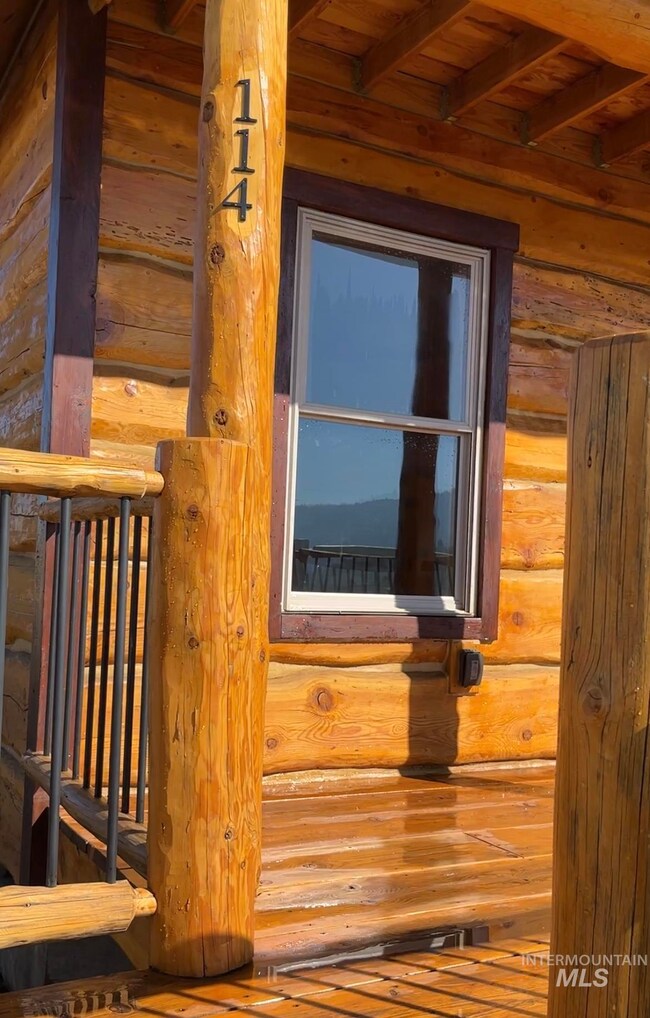 114 Herrick Ln, Cascade, ID 83611 - photo 6