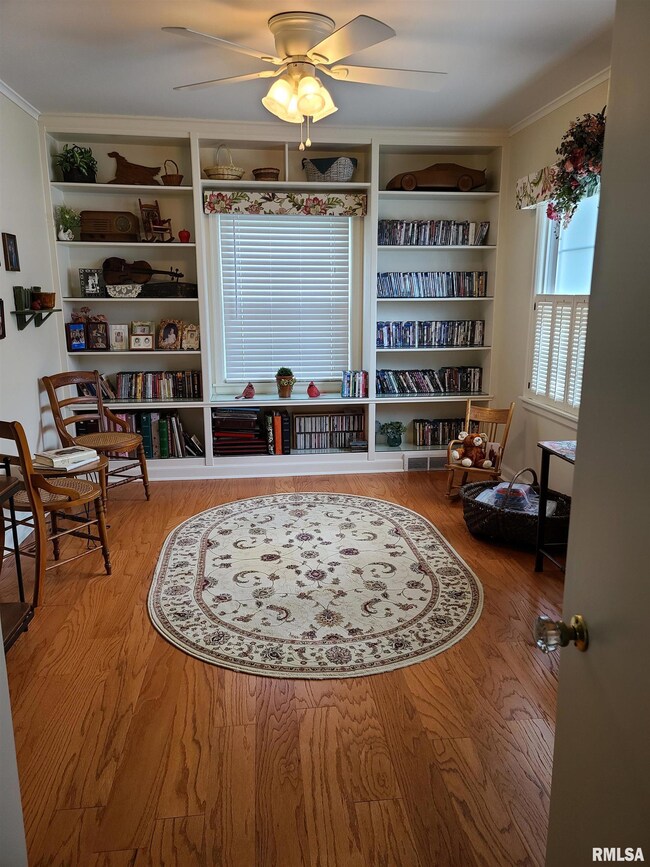 10 Hawthorne Rd, Rock Island, IL 61201 - photo 6