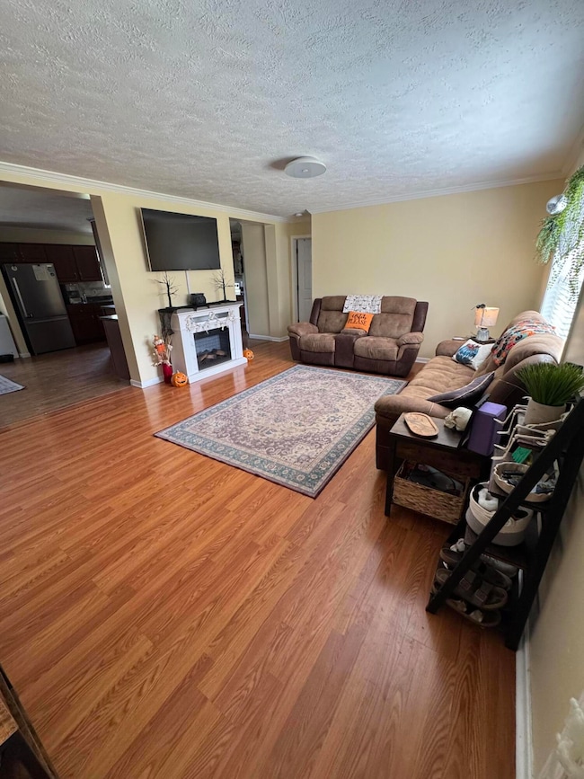 8 Hemlock Cir, Summersville, WV 26651 - photo 2