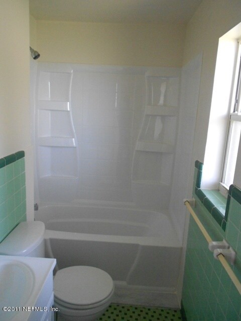 6214 Randia Dr, Jacksonville, FL 32210 - photo 6