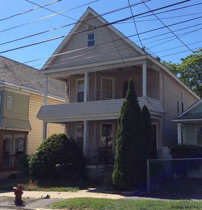 129 Elm St, Schenectady, NY 12304 - photo 2