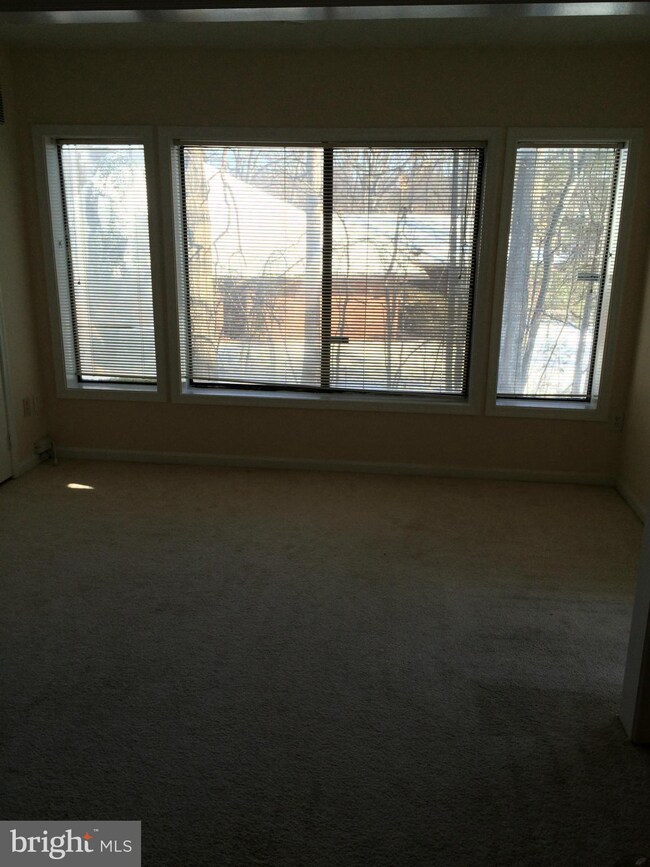 2223 Hunters Run Dr unit 2223, Reston, VA 20191 - photo 5