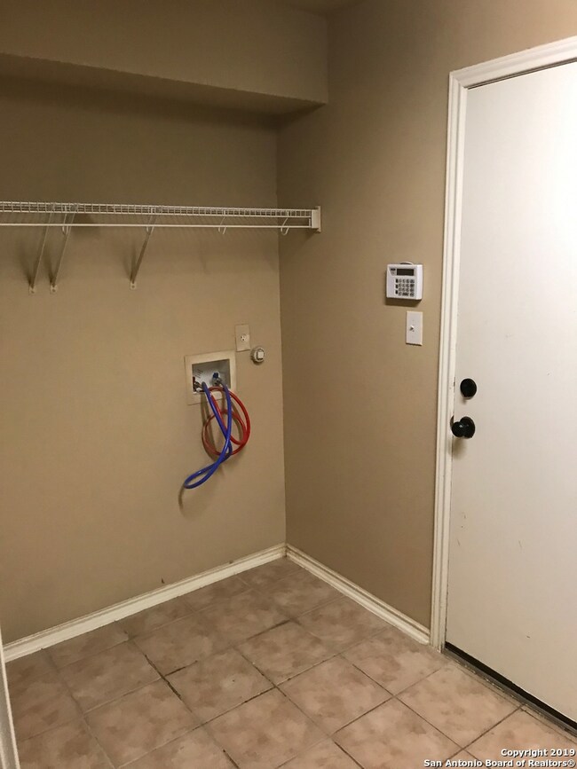 7831 Black Oak Pass, San Antonio, TX 78223 - photo 6