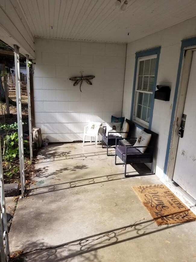 3515 3rd St, Bay City, TX 77414 - photo 4