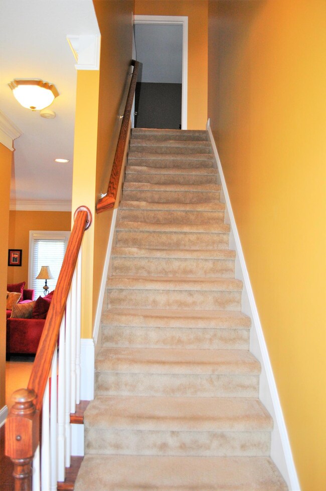 6 Foyer