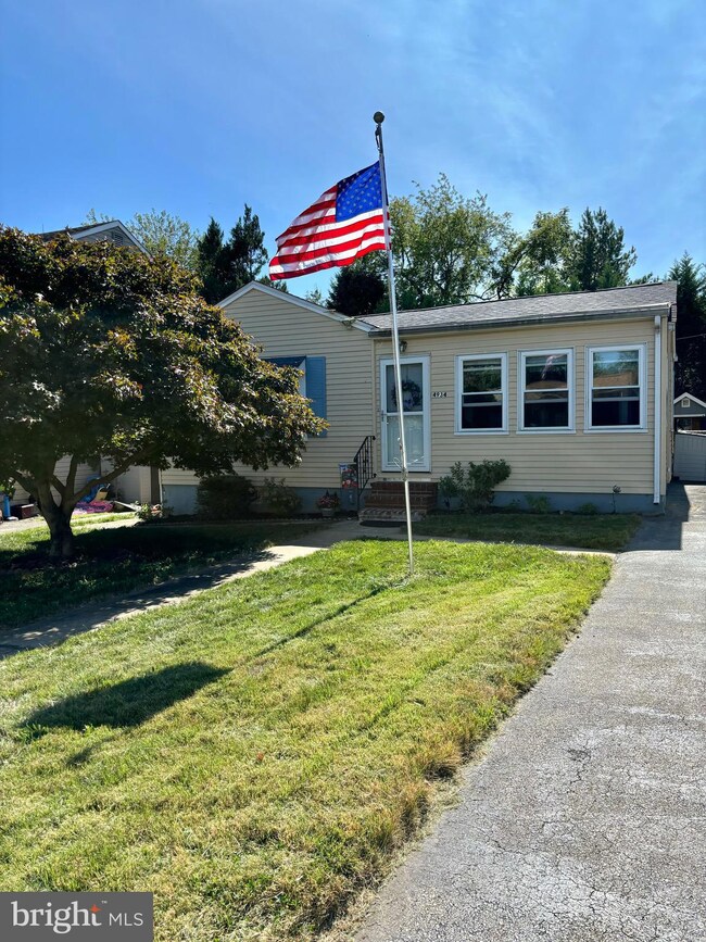 4934 Demaio Dr, Brookhaven, PA 19015 - photo 7