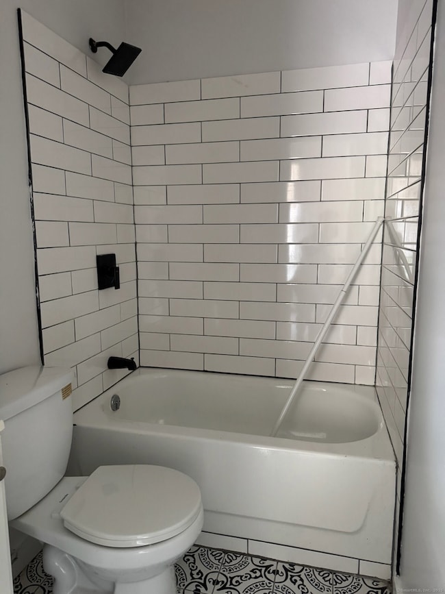 81 W Main St unit 8, Meriden, CT 06451 - photo 4