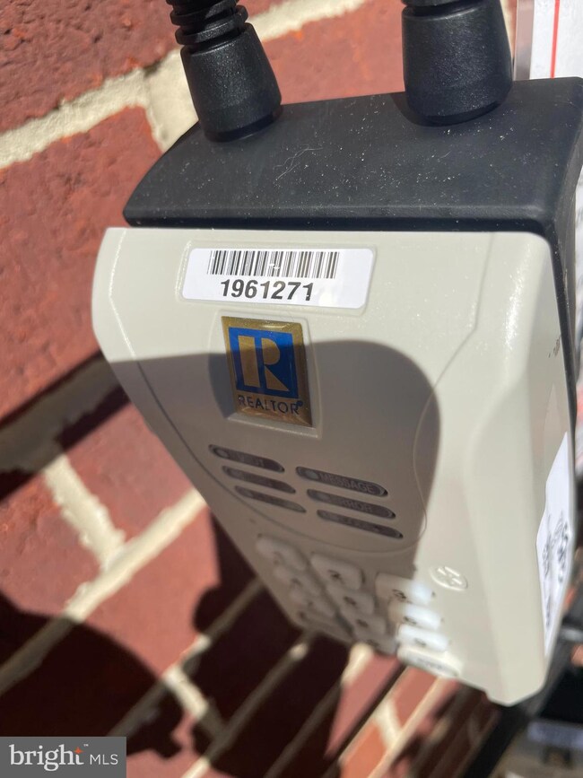 The Gates Of McLean unit 5213, McLean, VA 22102 - photo 3