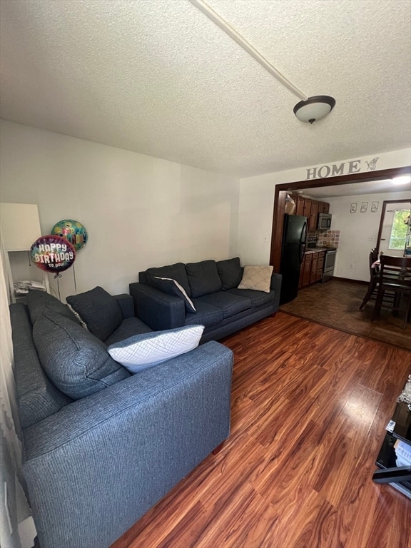 67 Everard St, Worcester, MA 01605 - photo 2