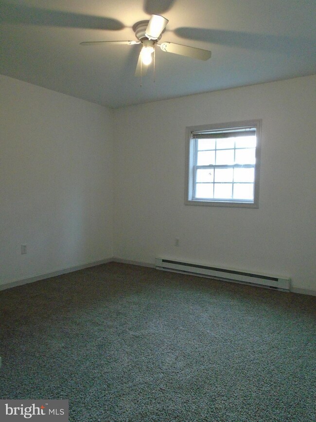 141 Grosbeak Dr, Shepherdstown, WV 25443 - photo 6