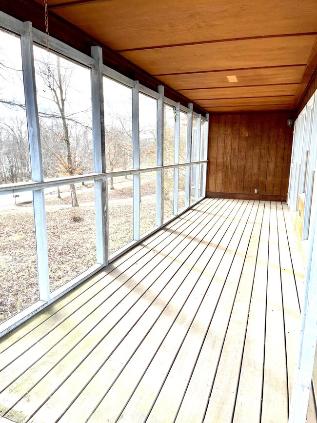 11172 Highway 147, Stewart, TN 37175 - photo 7