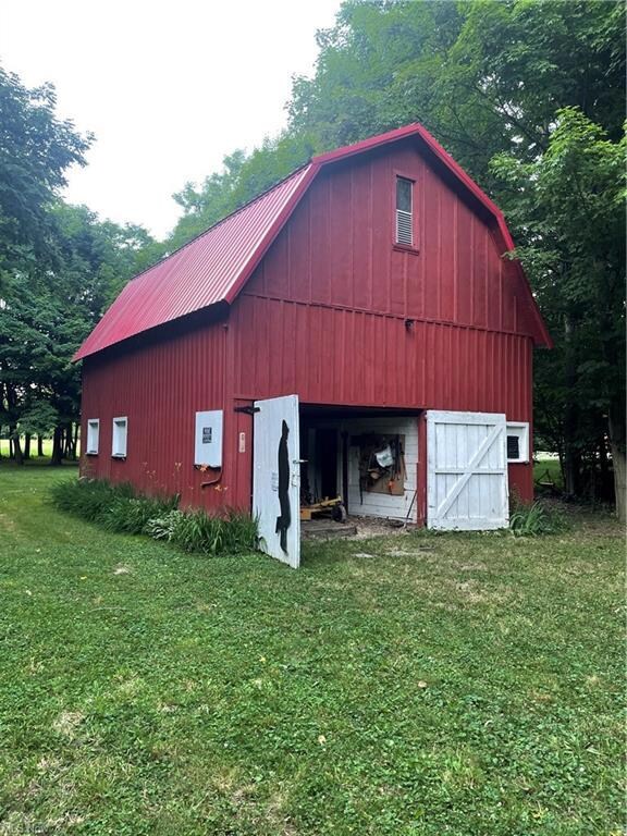 Great storage in barn