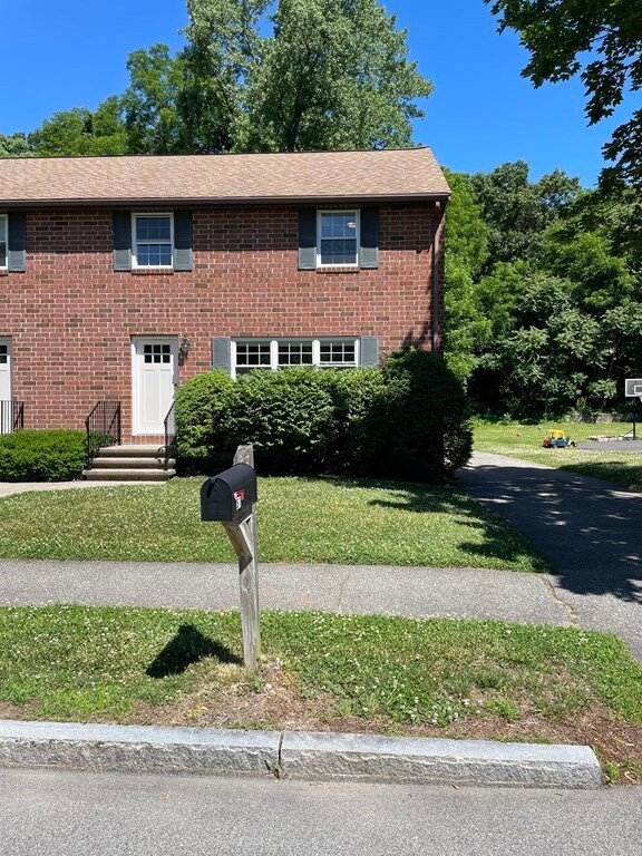 51 George Rd unit 51, Winchester, MA 01890 - photo 2