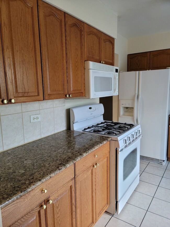 19031 Cypress Ave, Country Club Hills, IL 60478 - photo 7