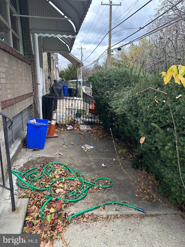 5730 Kemble Ave, Philadelphia, PA 19141 - photo 3