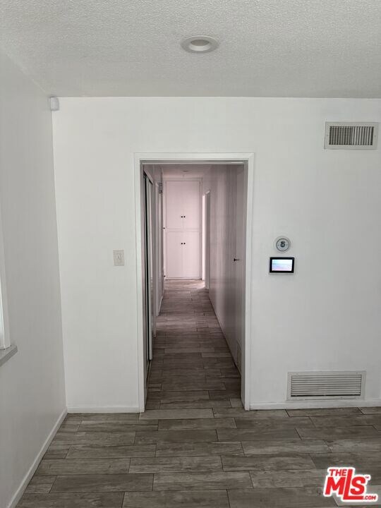 2107 W 158th St, Compton, CA 90220 - photo 4