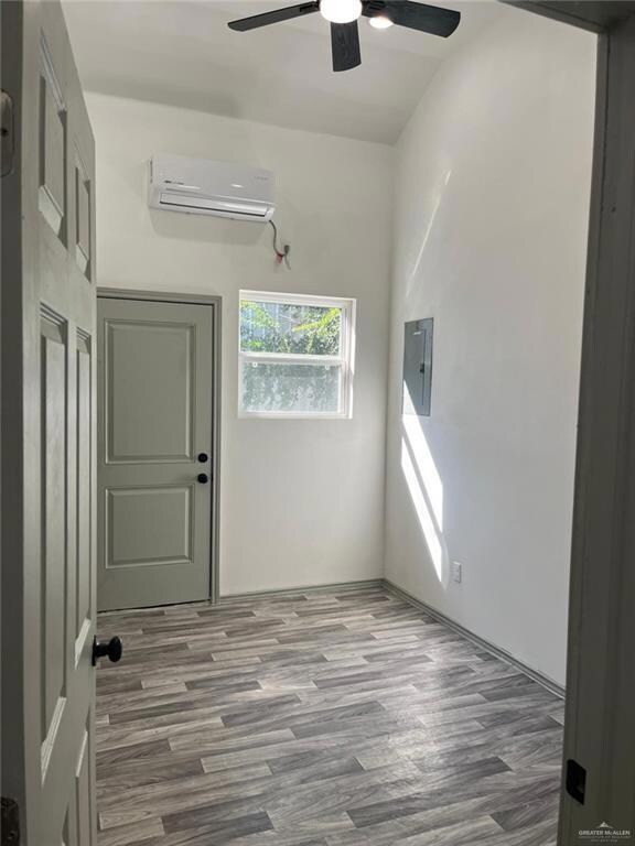 1019 Miller Ave, Mission, TX 78572 - photo 5