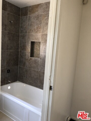 918 E 118th Dr, Los Angeles, CA 90059 - photo 4