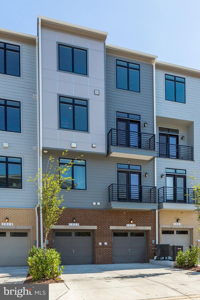 1022 Ribbon Limestone Terrace SE, Leesburg, VA 20175 - photo 2