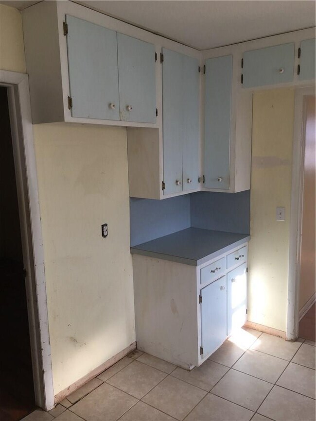 680 W County Line Rd, Springdale, AR 72764 - photo 6