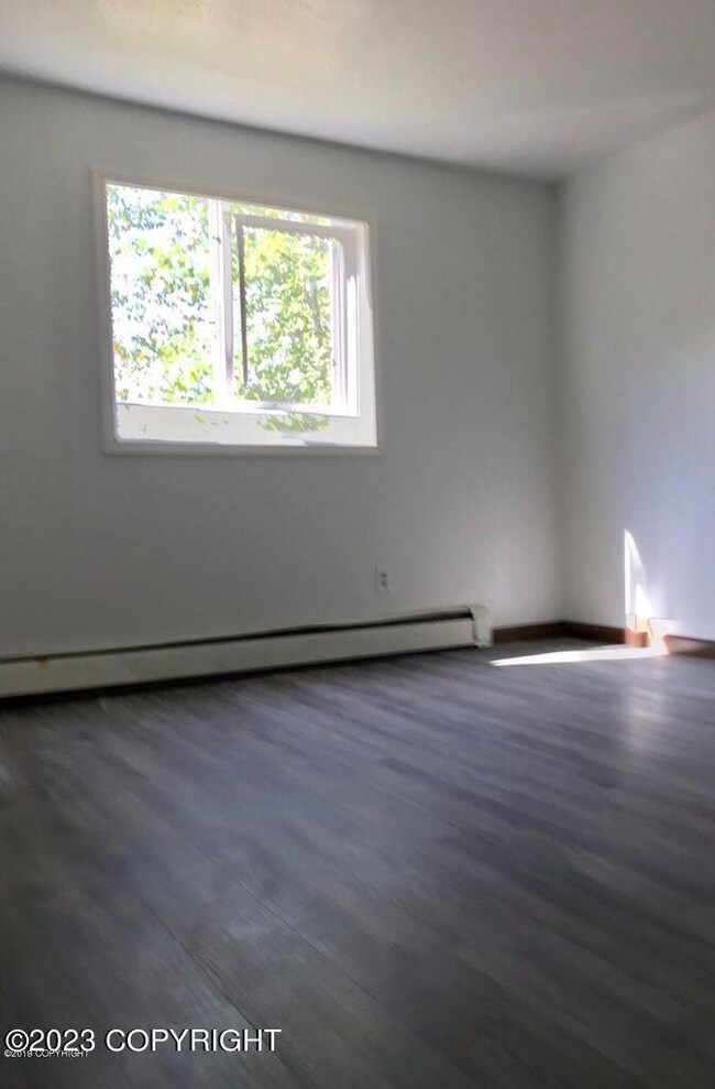 6121 E 41st Ct unit 1, Anchorage, AK 99504 - photo 2