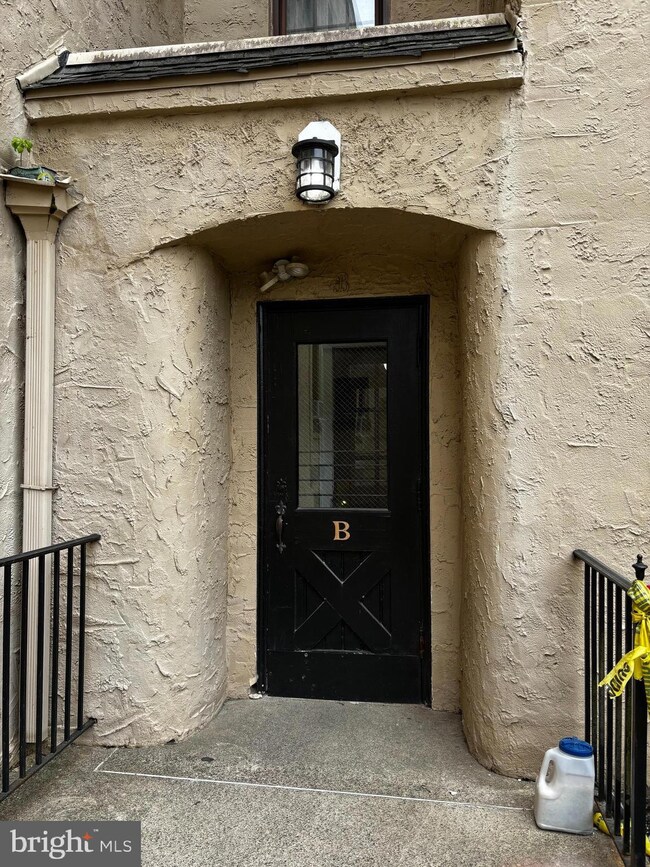 210 E Maple Ave unit B10, Merchantville, NJ 08109 - photo 3