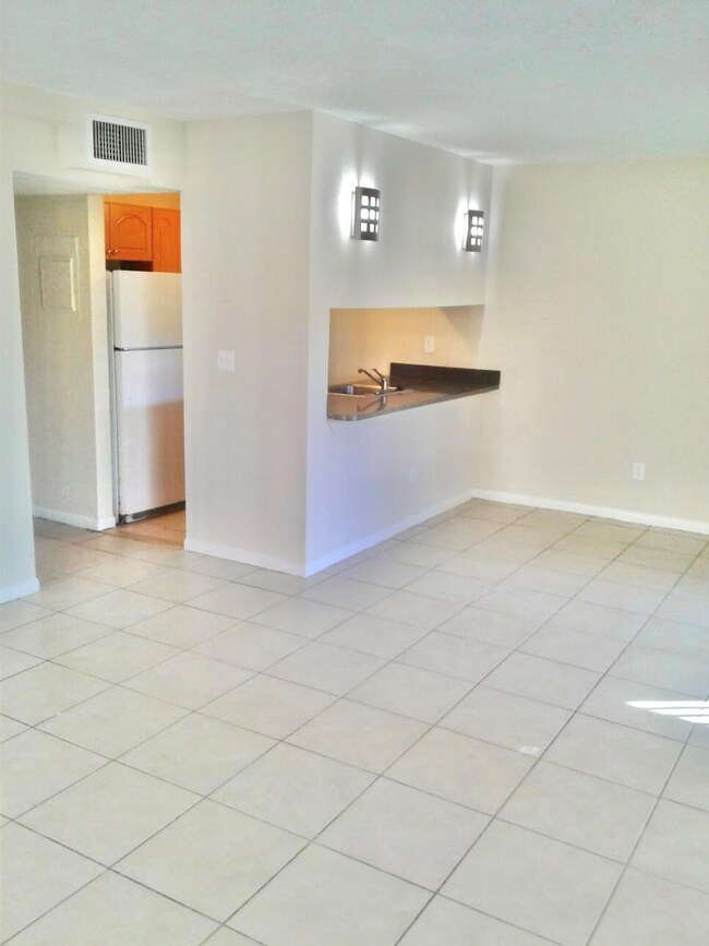 6031 10th Ave N unit 120, Greenacres, FL 33463 - photo 7