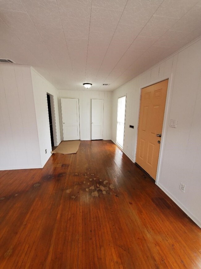 7543 Dixie Dr, Houston, TX 77087 - photo 3