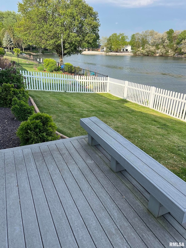 2720 S Chase Dr, Springfield, IL 62704 - photo 6