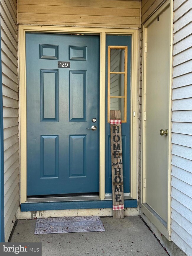 129 Allem Ln unit 129, Perkasie, PA 18944 - photo 2