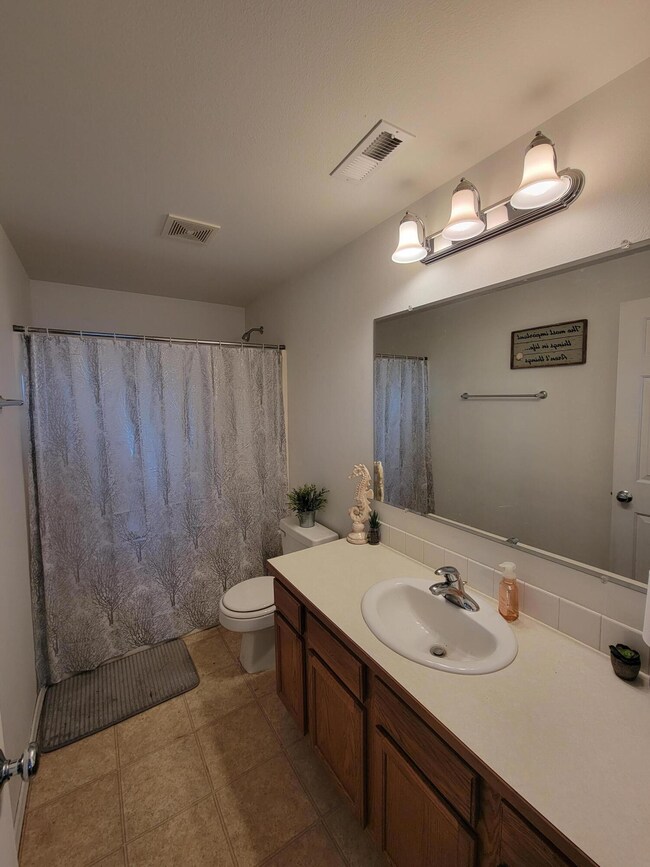 1300 NE 3rd St, Redmond, OR 97756 - photo 7