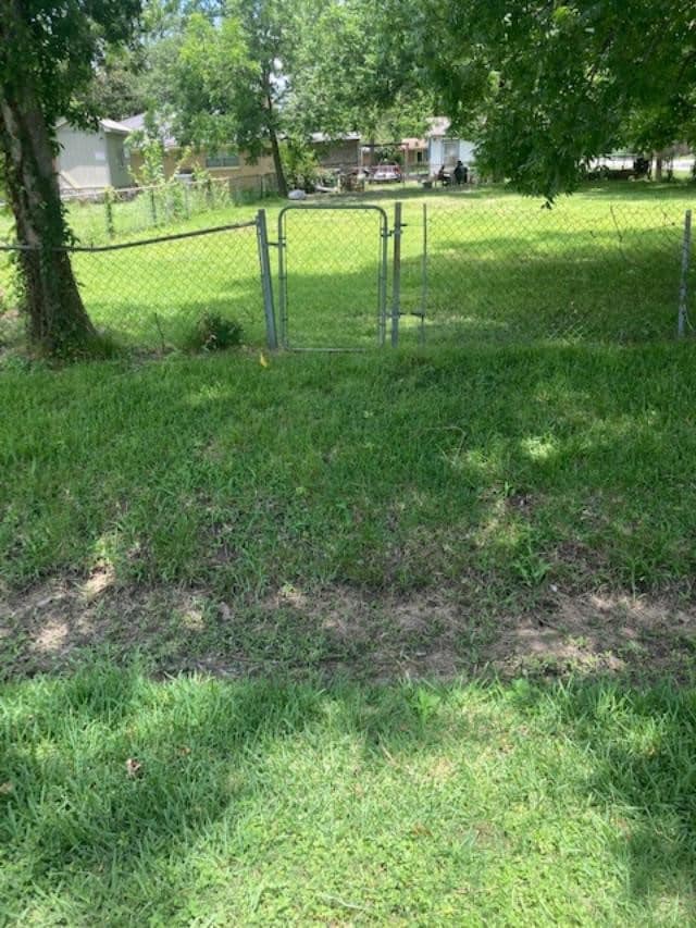 2502 Mayview Dr, Houston, TX 77091 - photo 2