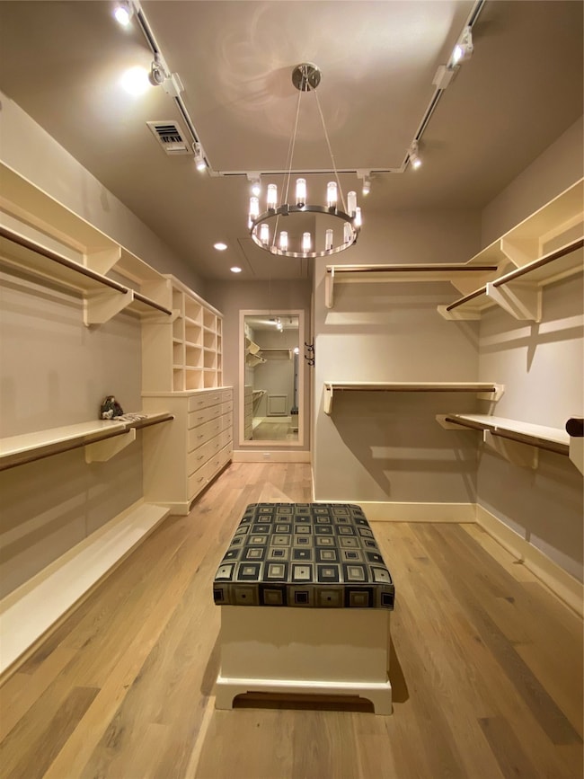 535 W 32nd St, Houston, TX 77018 - photo 6