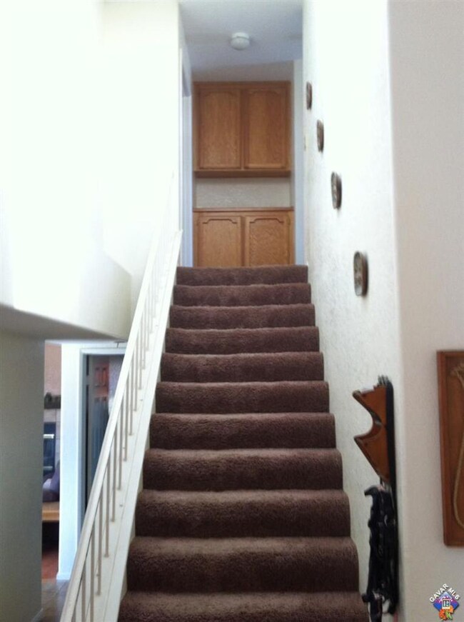 4032 Aero Way, Rosamond, CA 93560 - photo 5