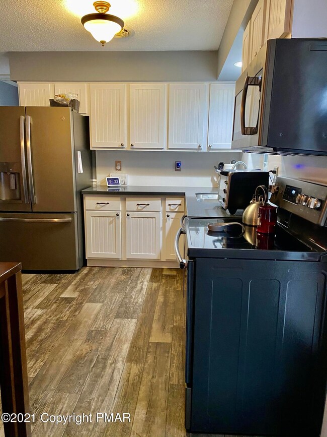 2192 Walnut Trail, Bushkill, PA 18324 - photo 7