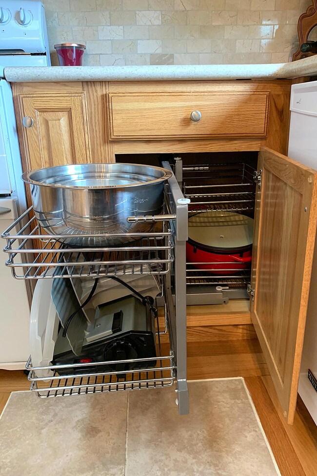 CabinetPullouts<|><|>