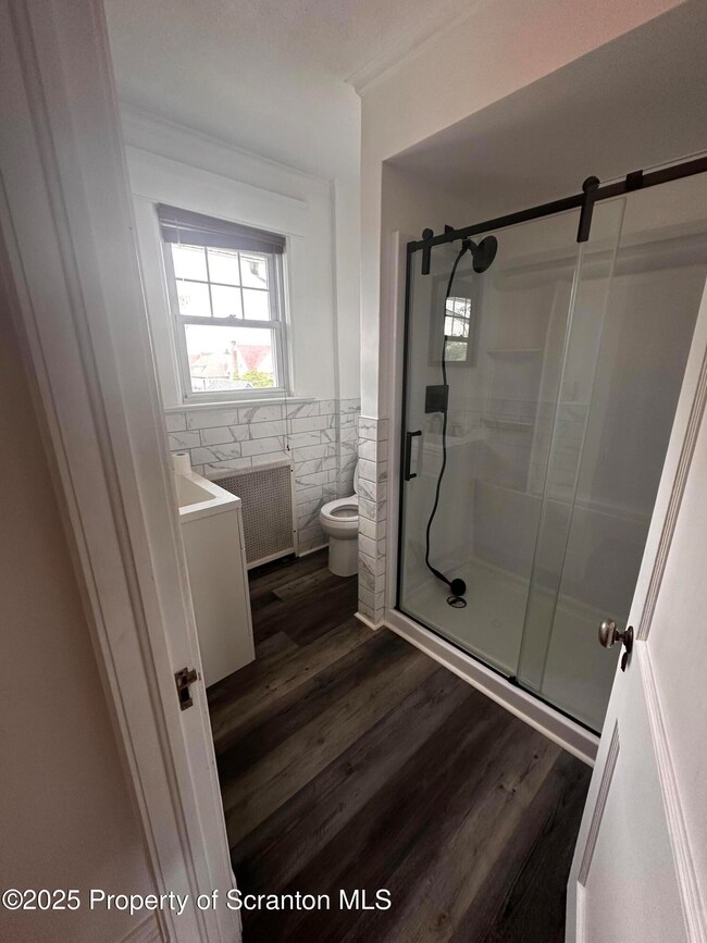 1715 Tripp Ave, Dunmore, PA 18512 - photo 5