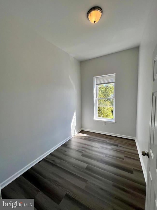 2839 W Diamond St unit 3RD FL, Philadelphia, PA 19121 - photo 7