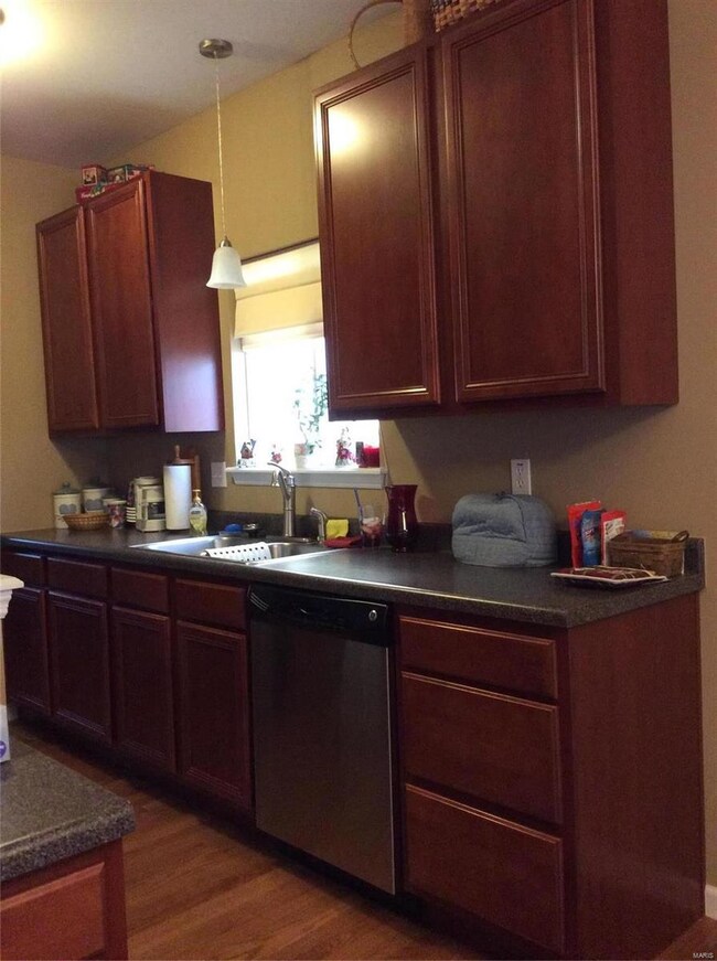 94 Shire Dr, Lake Saint Louis, MO 63367 - photo 5