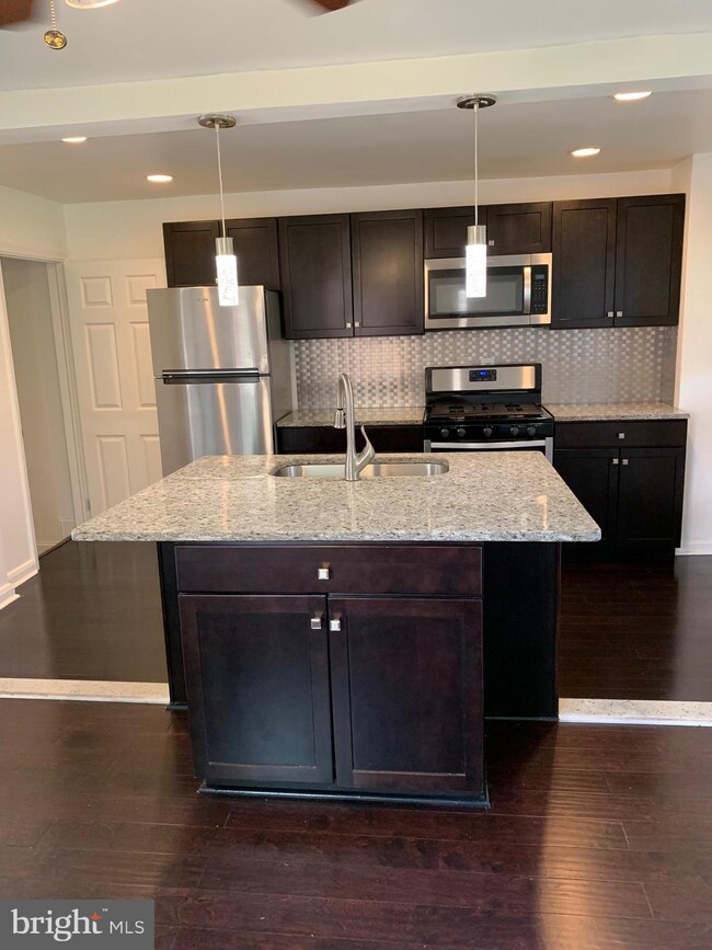 5621 Mcclean Blvd, Baltimore, MD 21214 - photo 7