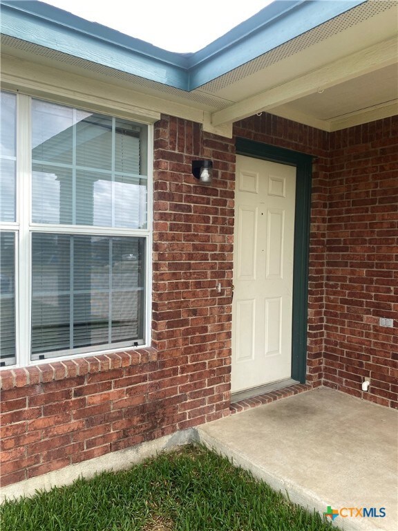 305 Bermuda unit A, Copperas Cove, TX 76522 - photo 3