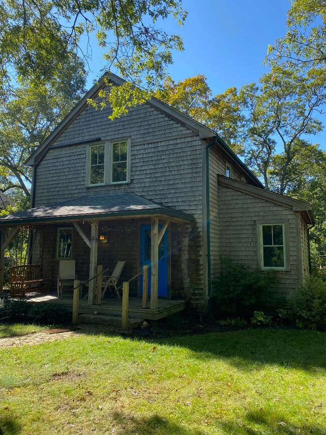16 Rock Pond Rd, Vineyard Haven, MA 02568 - photo 2