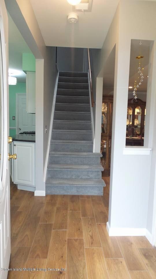 19 Franklin Ln unit B, Staten Island, NY 10306 - photo 2